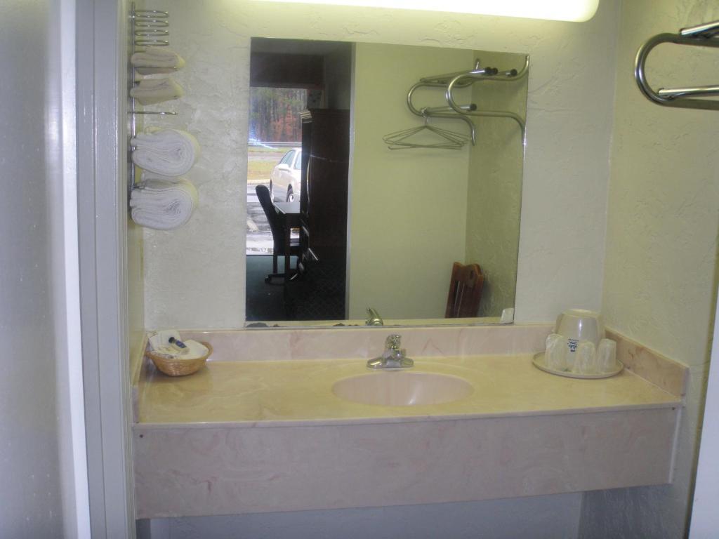 Applegate Inn Cleveland Habitación foto